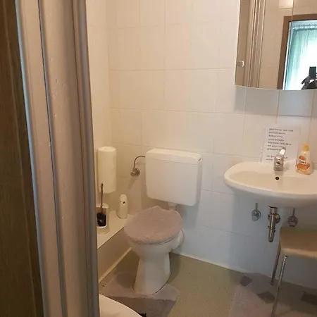 Haus Liesertal 게스트하우스 3*